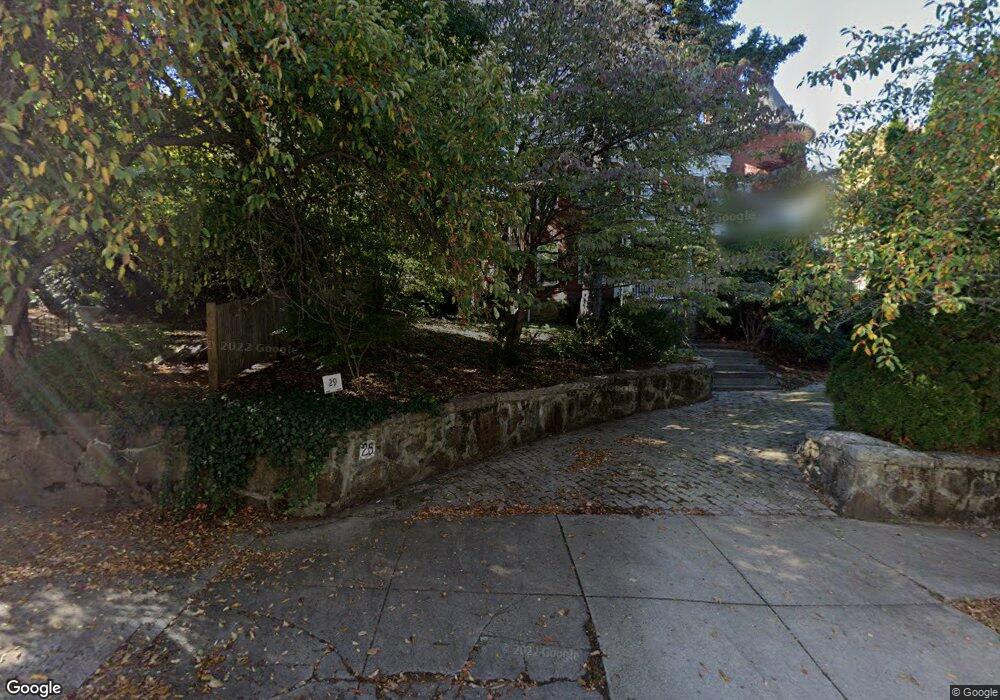 29 Gardner Rd unit 4C, Brookline, MA 02445 - photo 1