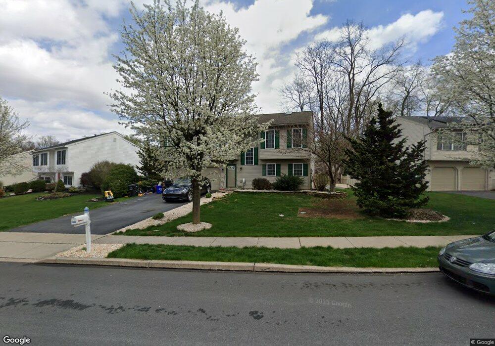 4341 Hillside Rd, Reading, PA 19606 - photo 1