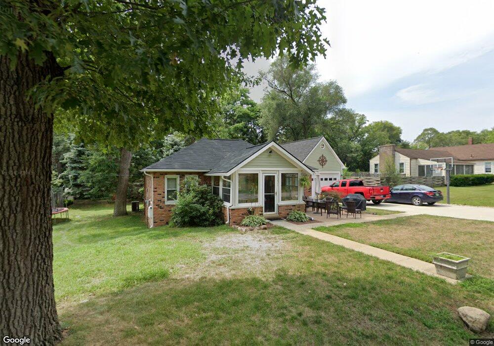 7231 1st St, West Bloomfield, MI 48324 - photo 1