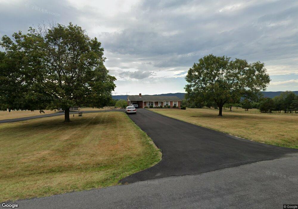 1041 Green Acre Dr, Strasburg, VA 22657 - photo 1