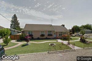 502 Sunnyside Ave, Granger, WA 98932