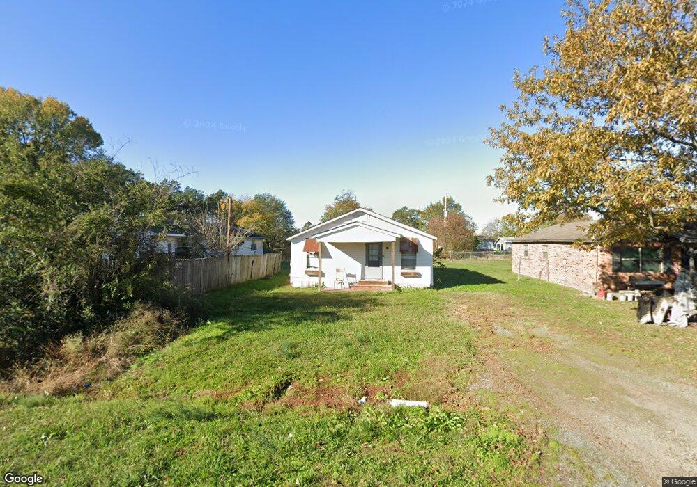 1922 S Vine St, Stuttgart, AR 72160 - photo 1