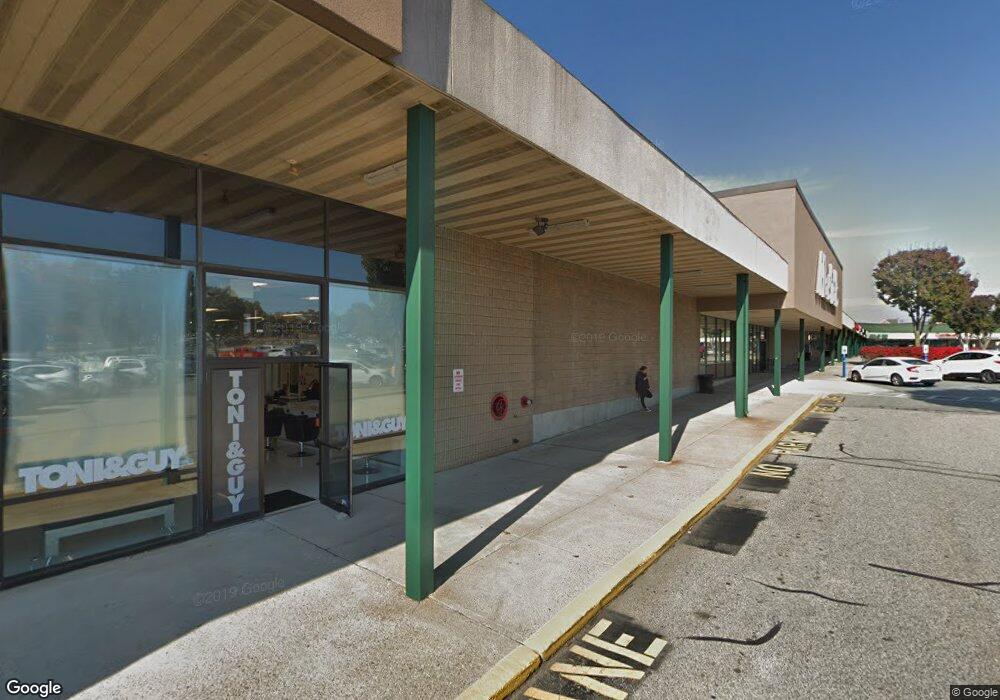 1400 Oaklawn Ave, Cranston, RI 02920 - photo 1