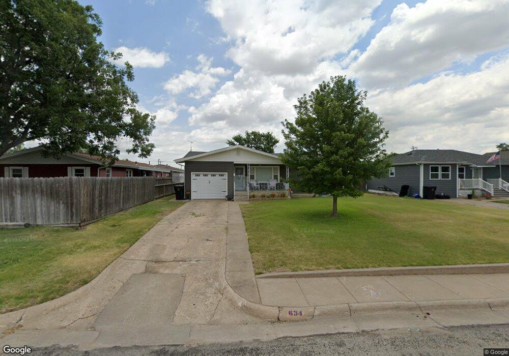 628 N Main St, Wakeeney, KS 67672 - photo 1