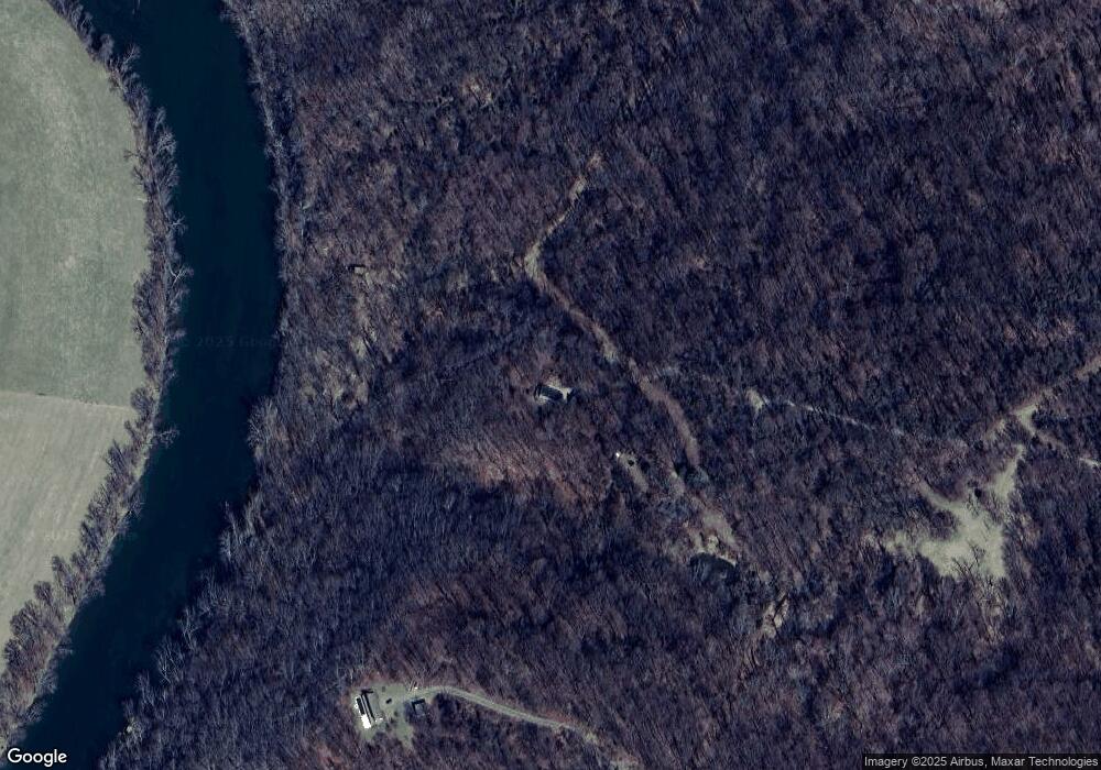 567 Howell Rd, Harpers Ferry, WV 25425 - photo 1