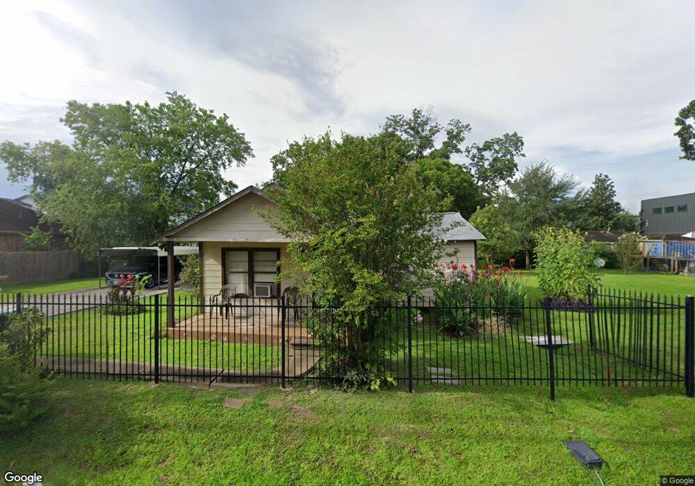 4917 Creekmont Dr, Houston, TX 77091 - photo 1