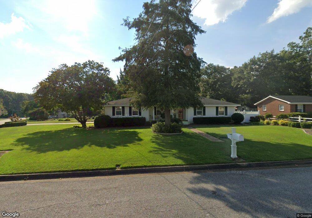 712 Mullins St, Dothan, AL 36301 - photo 1