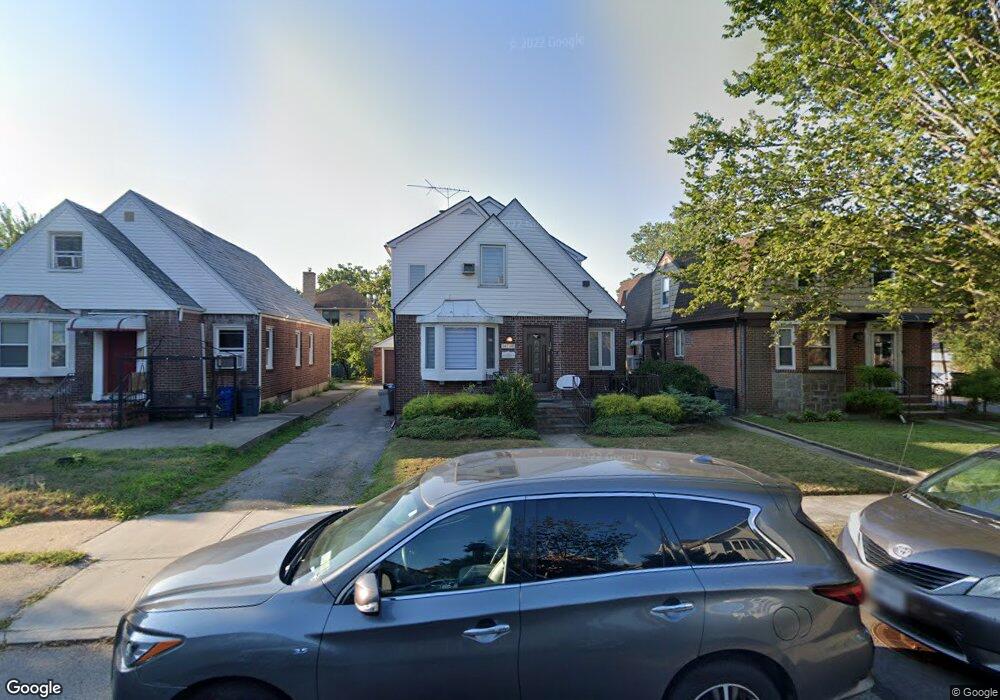 14708 69th Rd, Flushing, NY 11367 - photo 1