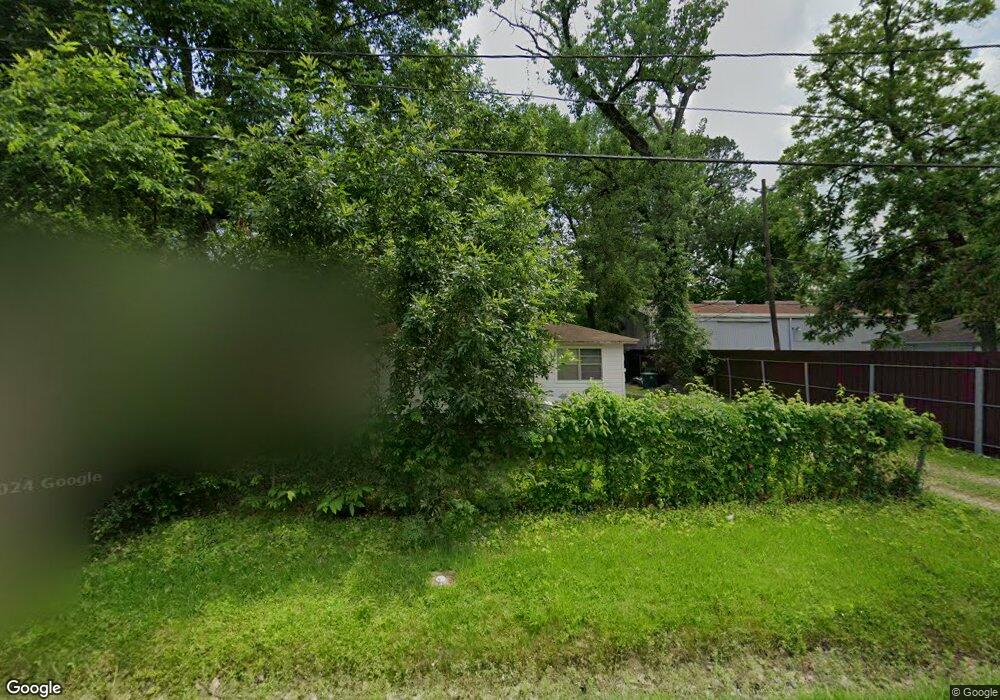 7434 Sundown Dr, Houston, TX 77028 - photo 1