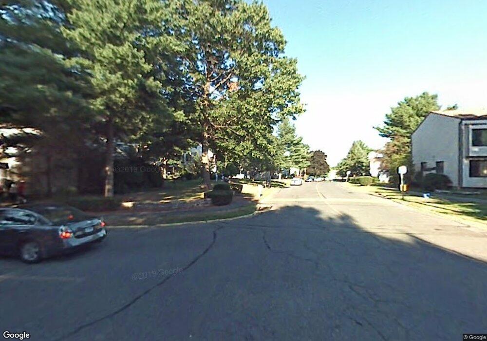 812 Cypress Rd, Newington, CT 06111 - photo 1