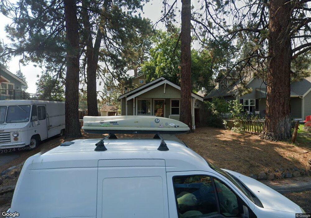 1415 NW Baltimore Ave, Bend, OR 97701 - photo 1