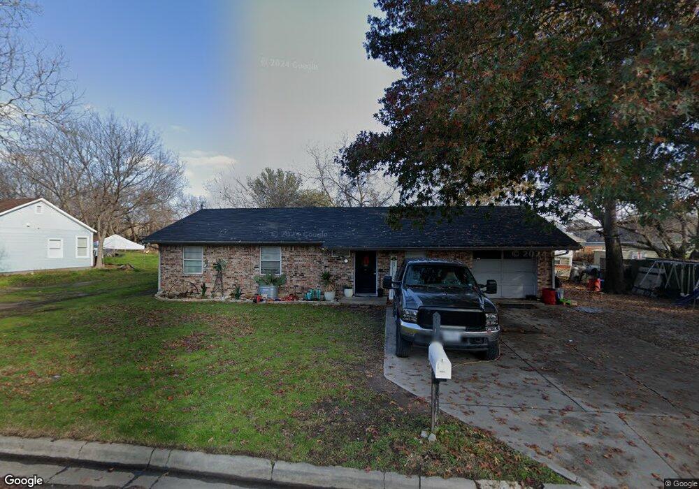 219 S Tower St, Weatherford, TX 76086 - photo 1