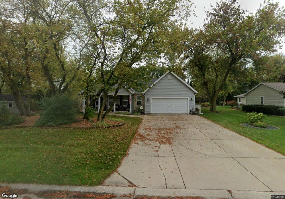 N104W16227 Hedge Way, Germantown, WI 53022 - photo 1