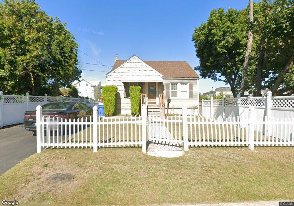 9 E Warren St, South Bound Brook, NJ 08880 - photo 1