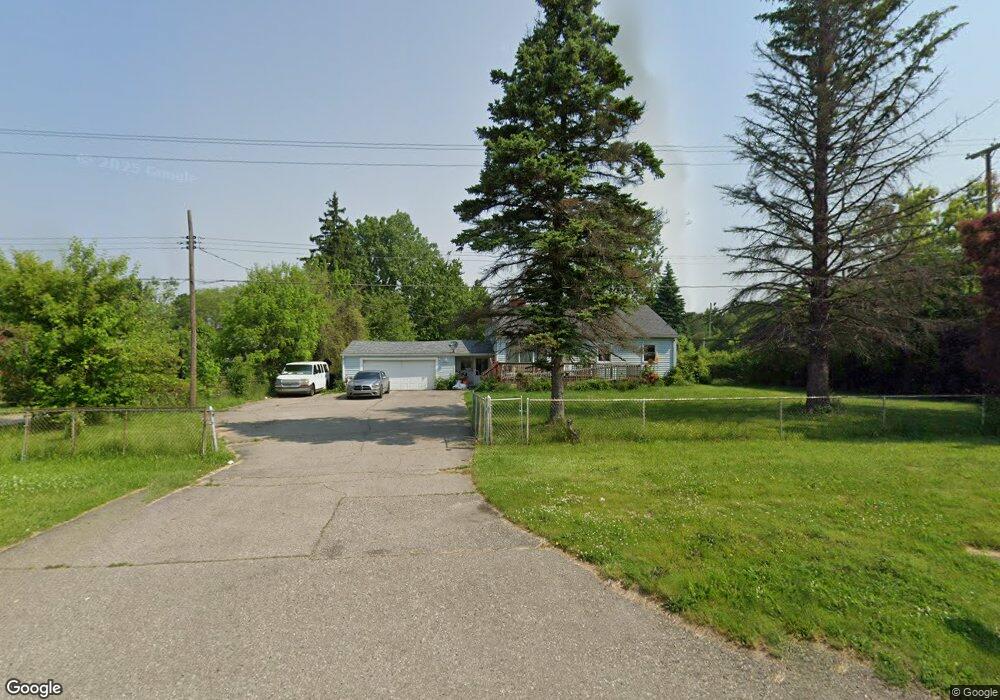 2236 W Coldwater Rd, Flint, MI 48505 - photo 1