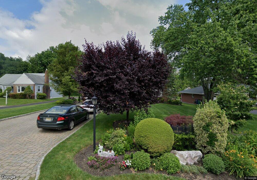 7 Fairview Rd, Clark, NJ 07066 - photo 1