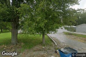 314 S 6th St, Bonnie, IL 62816