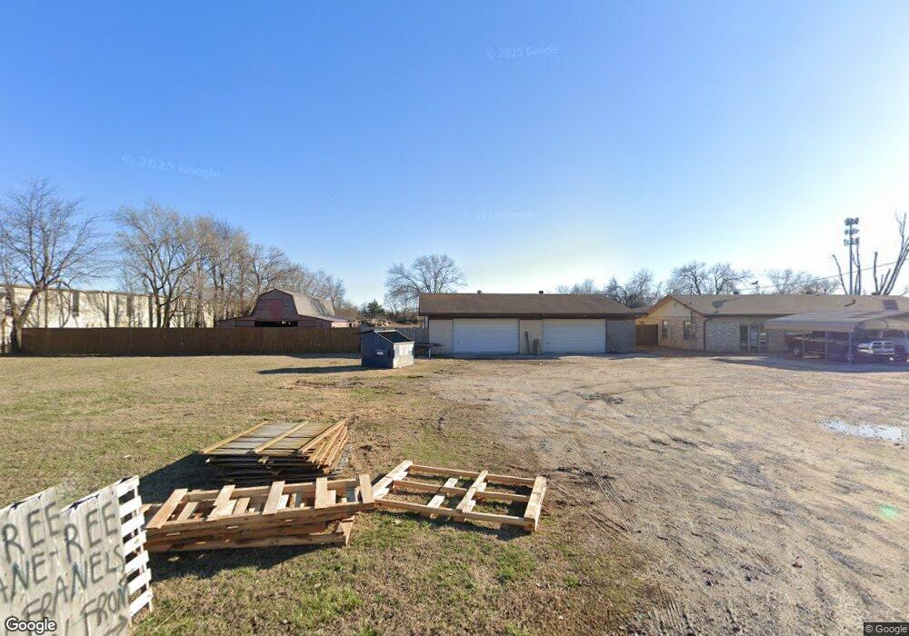 223 W County Line Rd, Springdale, AR 72764 - photo 1