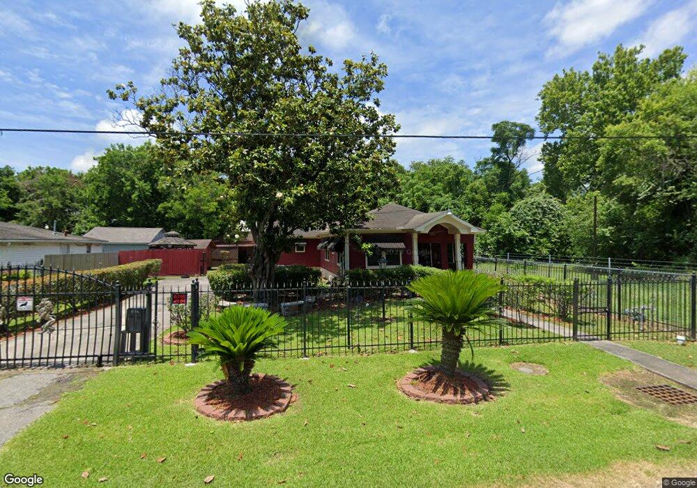 6301 Sandra St, Houston, TX 77028 - photo 1