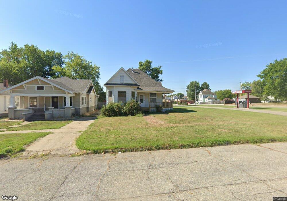 1530 Stevens Ave, Parsons, KS 67357 - photo 1