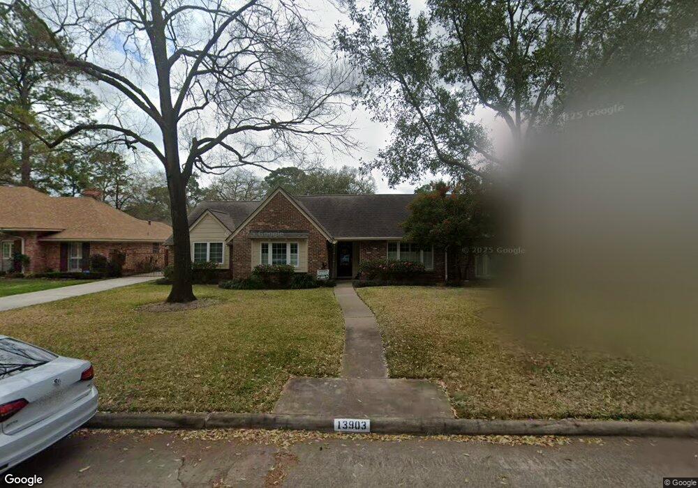 13903 Woodthorpe Ln, Houston, TX 77079 - photo 1