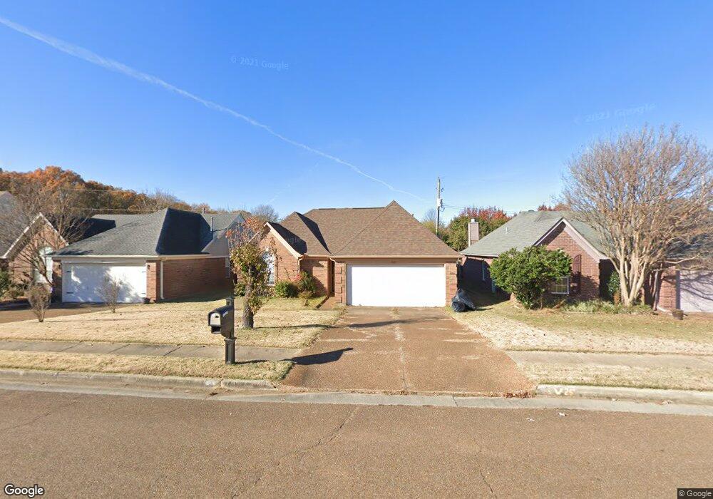 983 Spanish Trail Ln, Cordova, TN 38018 - photo 1