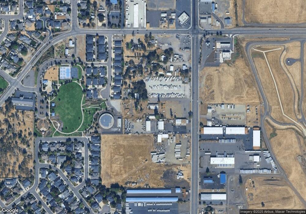 4857 Table Rock Rd, Central Point, OR 97502 - photo 1