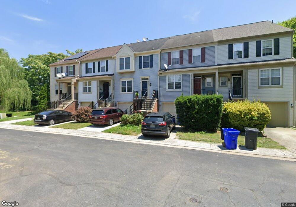 7121 Gresham Ct E, Frederick, MD 21703 - photo 1