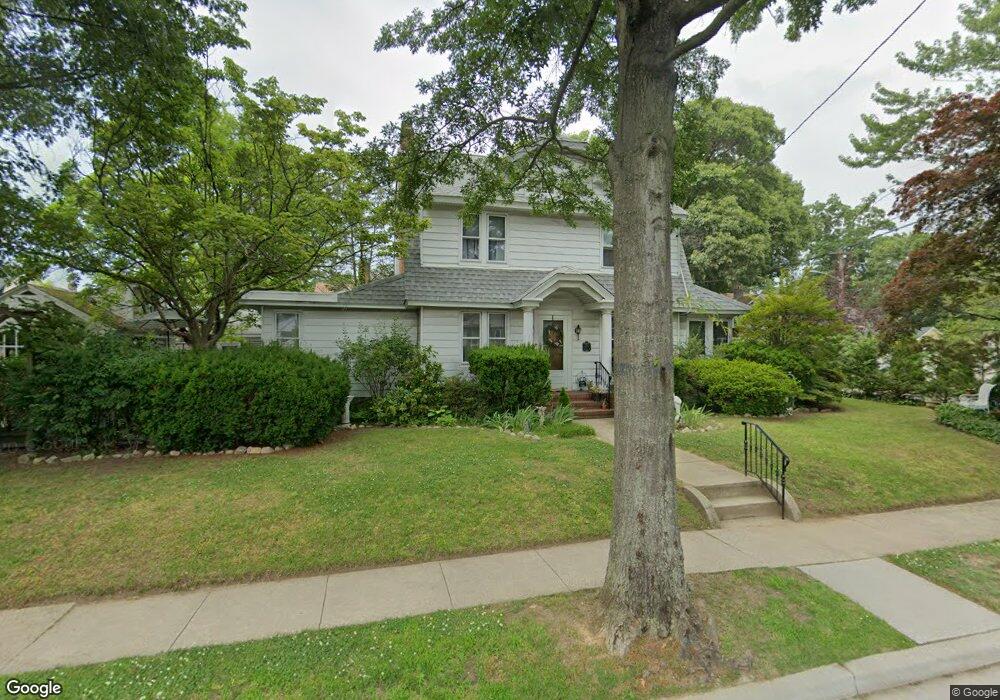 155 Sherman St, Lynbrook, NY 11563 - photo 1