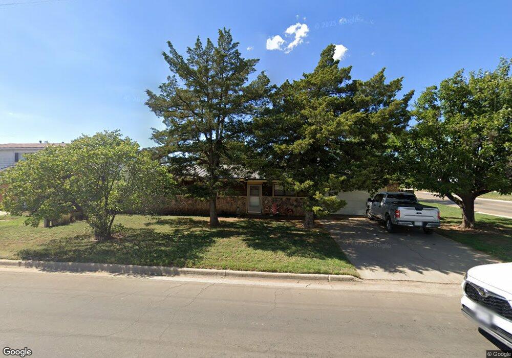 1002 S Maddox Ave, Dumas, TX 79029 - photo 1