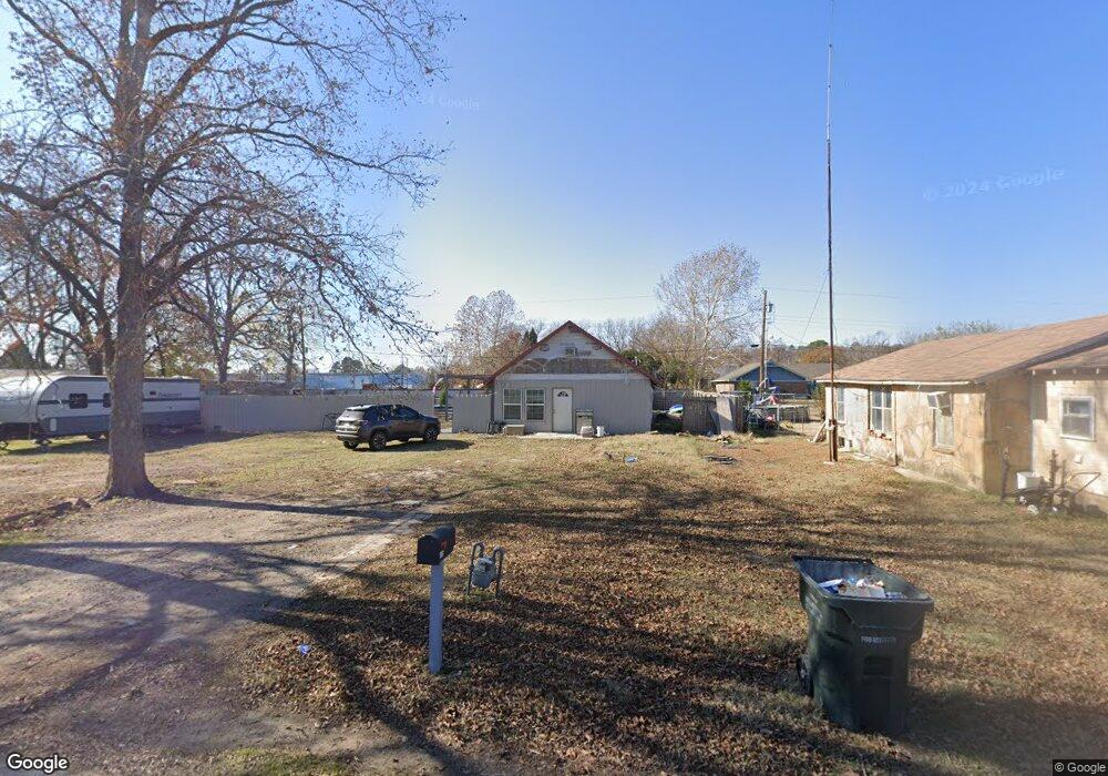 1005 N Wise Ave, Henryetta, OK 74437 - photo 1