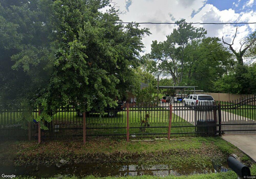 1720 Lone Oak Rd, Houston, TX 77093 - photo 1