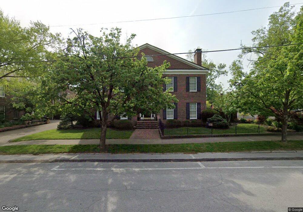 203 Wilkinson St, Frankfort, KY 40601 - photo 1