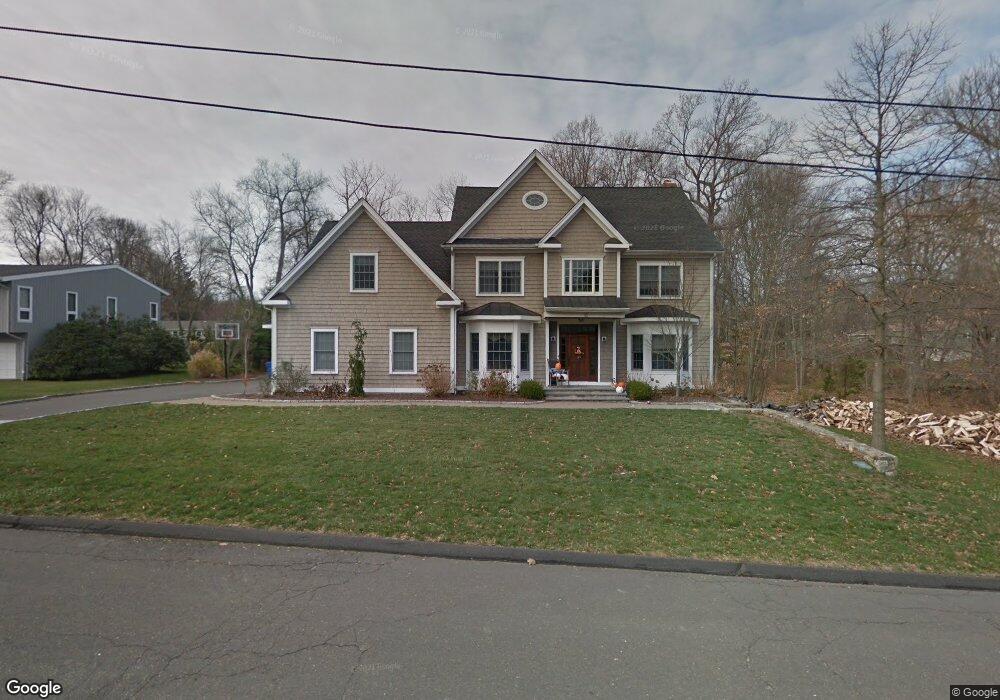 10 Solar Ridge Rd, Trumbull, CT 06611 - photo 1