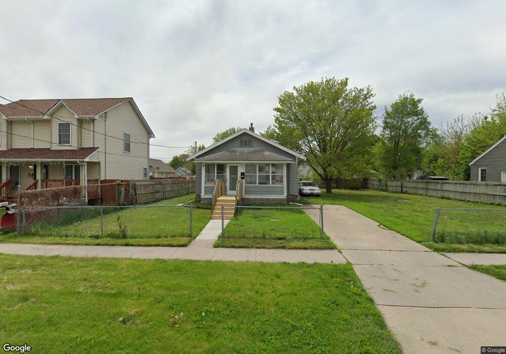 2057 Lyon St, Des Moines, IA 50317 - photo 1