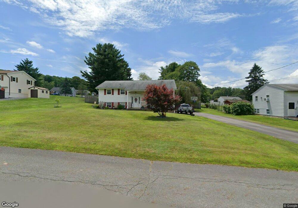 46 Red Maple Ave, Mountain Top, PA 18707 - photo 1