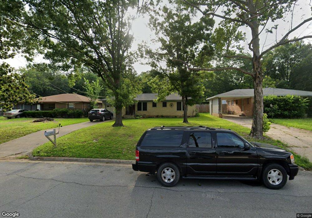 610 Verna Ln, Denison, TX 75020 - photo 1