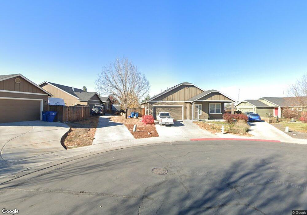 424 NE Spruce Ct unit HS 7, Redmond, OR 97756 - photo 1