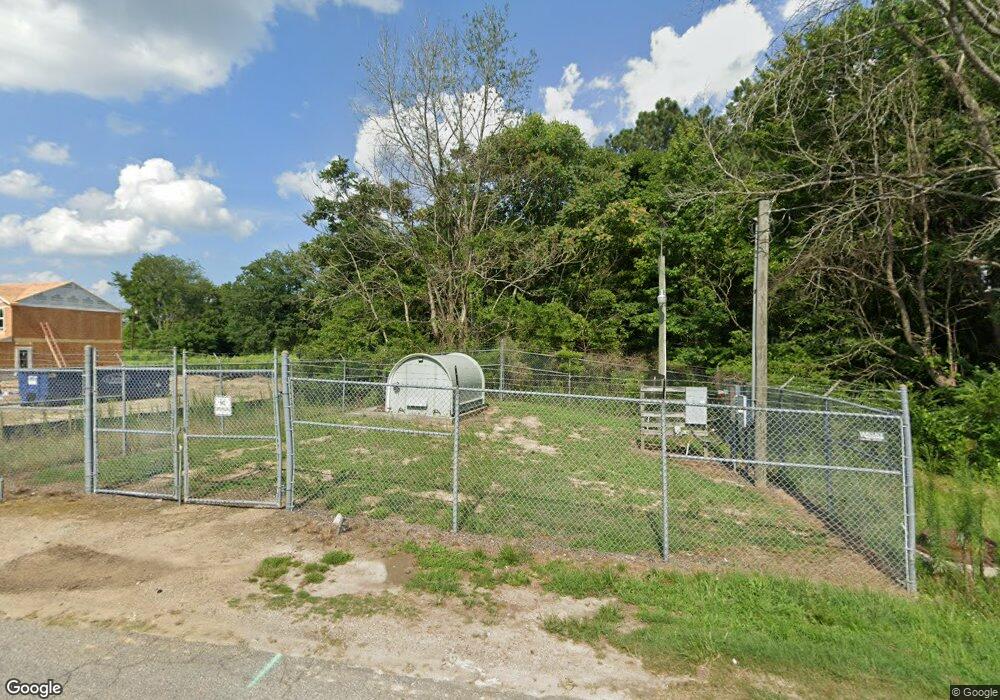 2913 Travis Ln, Petersburg, VA 23803 - photo 1