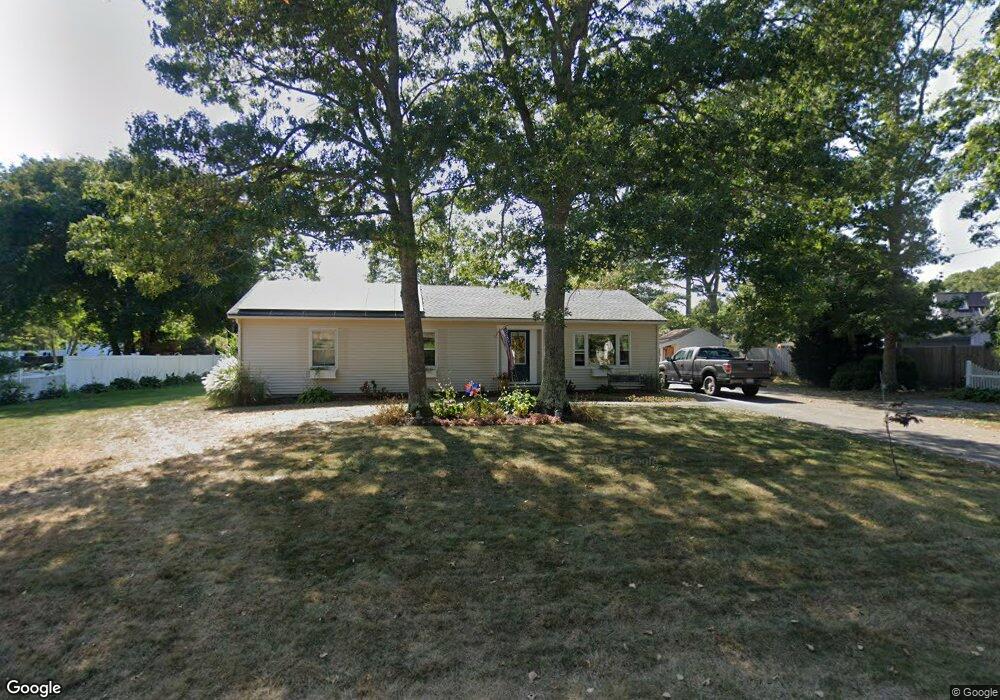 19 Lauries Ln, Marstons Mills, MA 02648 - photo 1