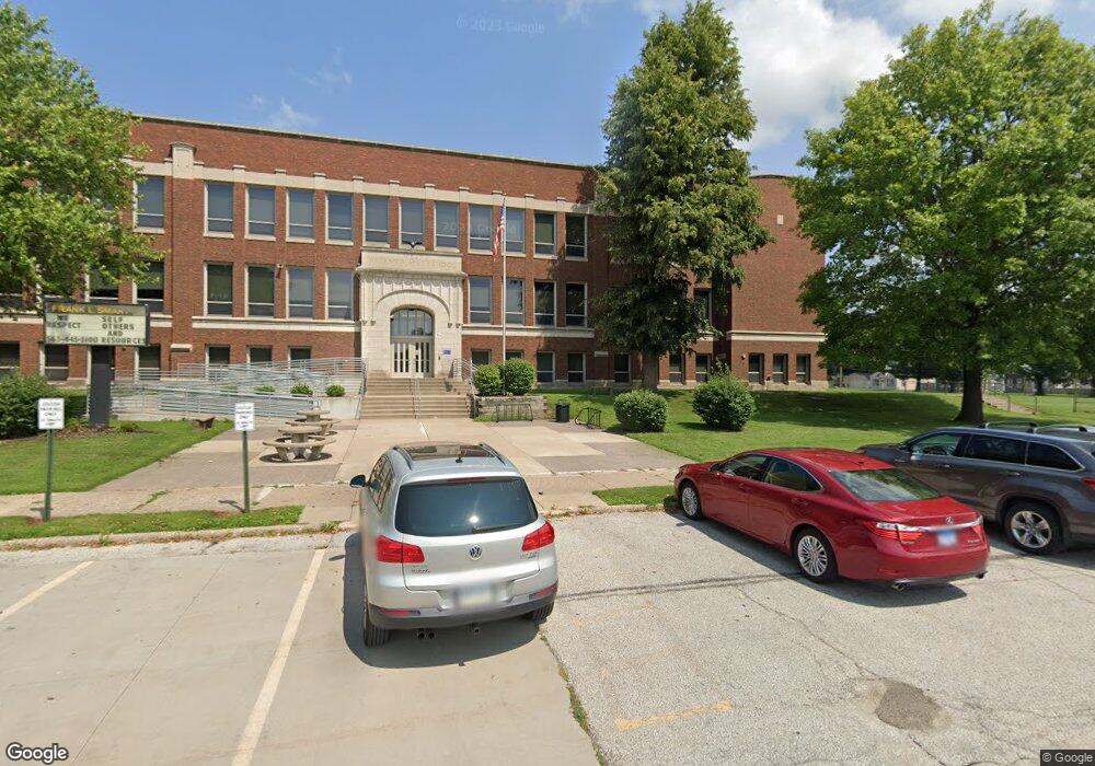 1934 W 5th St, Davenport, IA 52802 - photo 1