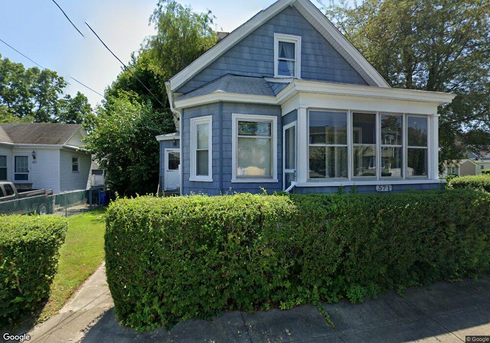 571 Anthony St, Fall River, MA 02721 - photo 1