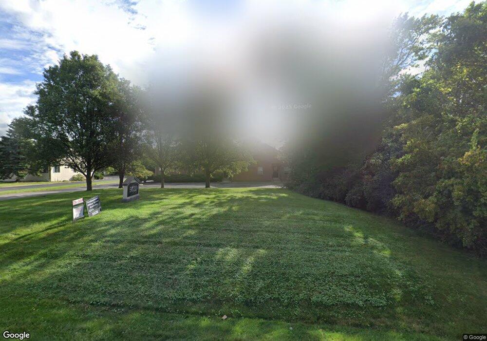 5020 Reed Rd, Columbus, OH 43220 - photo 1