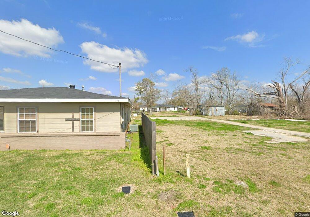 2005 Pinehurst St, Lake Charles, LA 70601 - photo 1