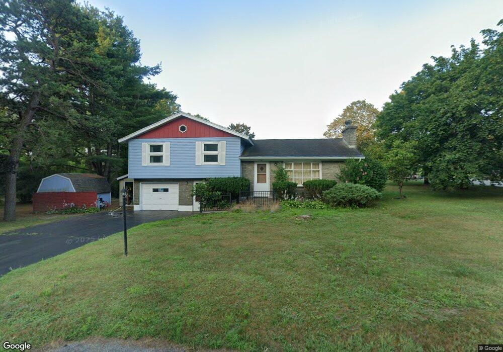 52 Northgate Dr, Albany, NY 12203 - photo 1