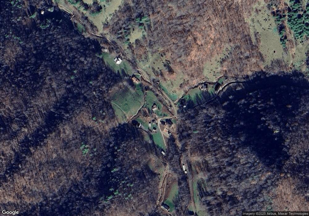 34 Rabbit Hop Dr, Burnsville, NC 28714 - photo 1