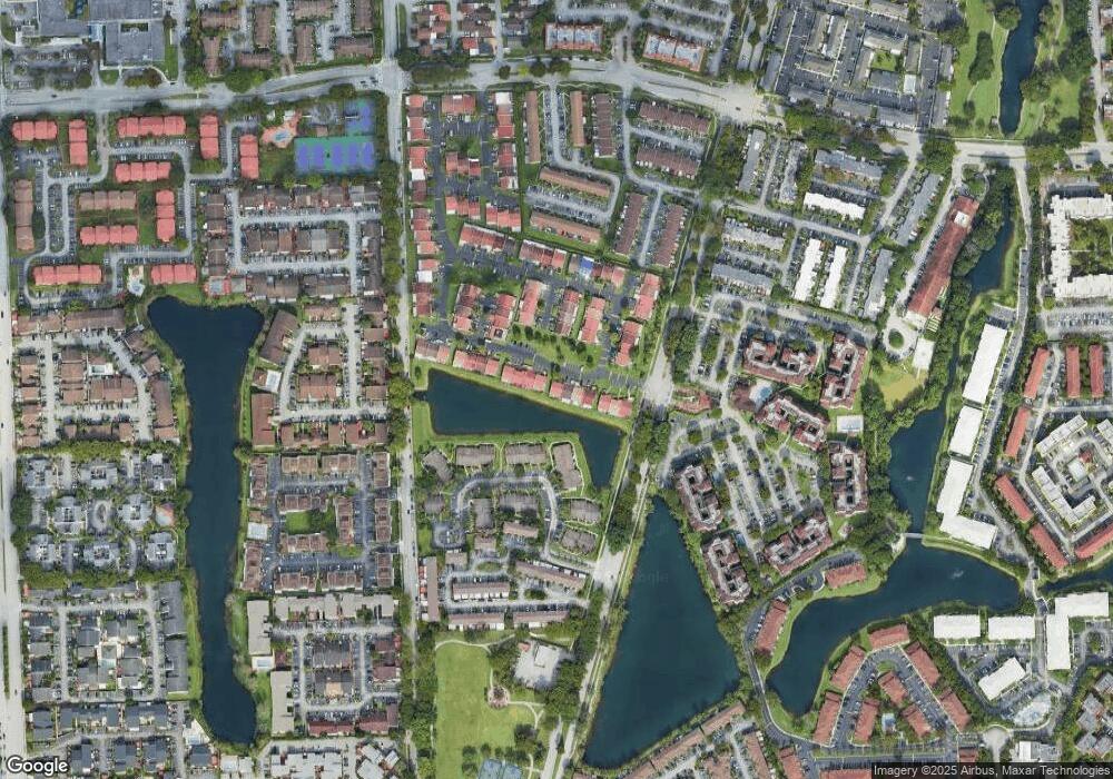 15224 SW 81st Ln, Miami, FL 33193 - photo 1