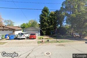 1437 Pleasant St, Redding, CA 96001