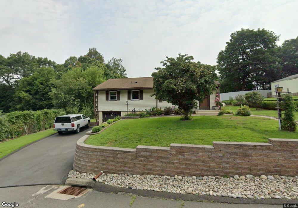 2 Pleasant Rise, Bethel, CT 06801 - photo 1