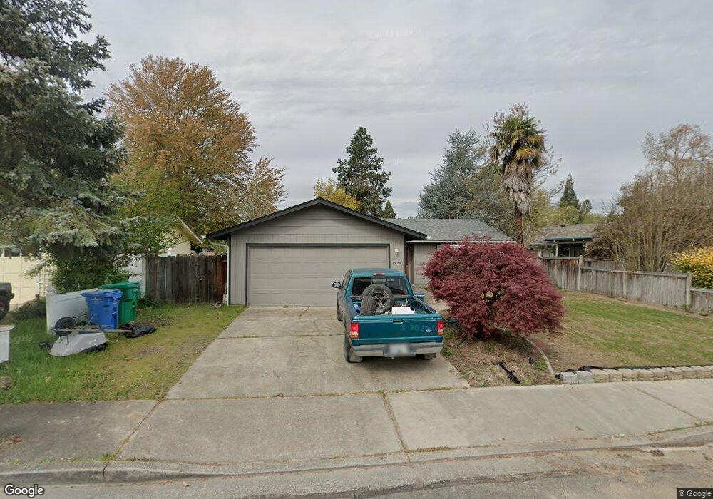 1924 Meadow Glen, Grants Pass, OR 97527 - photo 1